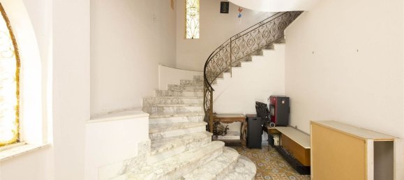 9 Schlafzimmer Villa in Gravina di Catania, Italy, Nr. 358105 15