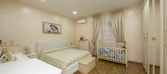 9 Schlafzimmer Villa in Gravina di Catania, Italy, Nr. 358105 7