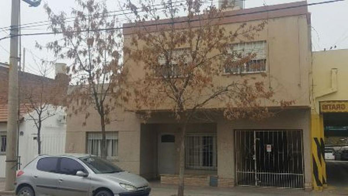 Дом с 2 спальнями в Неукен, Аргентина № 54178