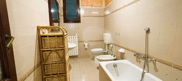 Casa de 7 dormitorios en Camaiore, Italy No. 370891 27