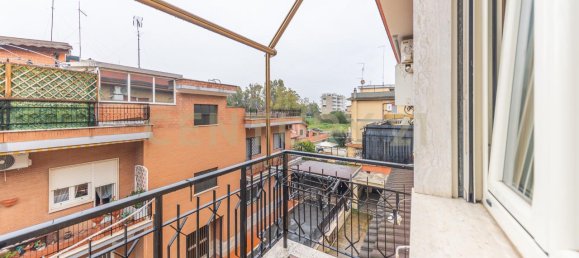 4-salle Appartement à Rome, Italy No. 2472 17