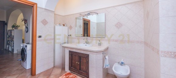 4-salle Appartement à Rome, Italy No. 2472 27