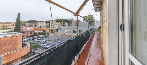 4-salle Appartement à Rome, Italy No. 2472 3