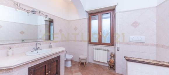 4-salle Appartement à Rome, Italy No. 2472 28