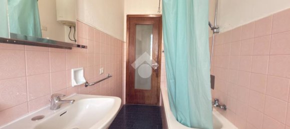 3 bedrooms Apartment in Brescia, Italy No. 359992 23