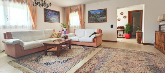 10 rooms Villa in Godega di Sant'Urbano, Italy No. 170385 8