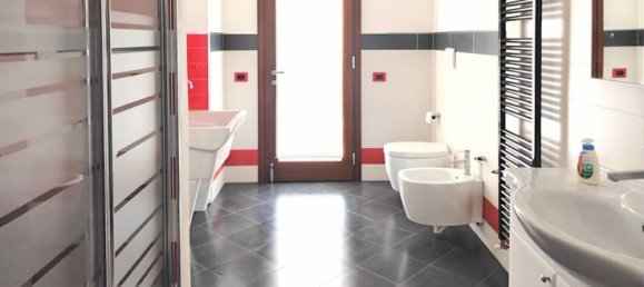 10 rooms Villa in Godega di Sant'Urbano, Italy No. 170385 3