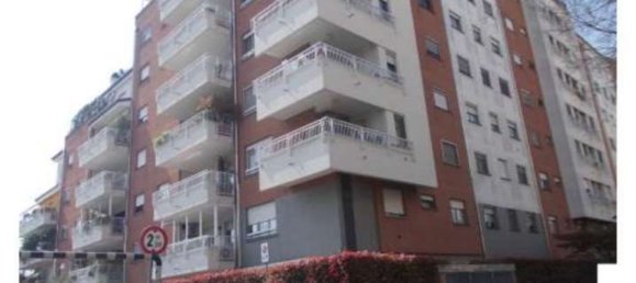 Apartamento de 6 habitaciónes en Milan, Italy No. 330352 2
