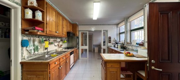 6 bedrooms Villa in Cascais, Portugal No. 122200 16