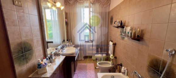 4 bedrooms Villa in Borgo San Giovanni, Italy No. 378480 2