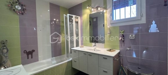 3 bedrooms House in Eybens, France No. 336878 19