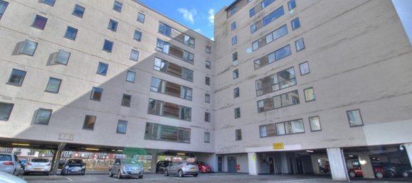 2 chambres Appartement à Cardiff, United Kingdom No. 755 8