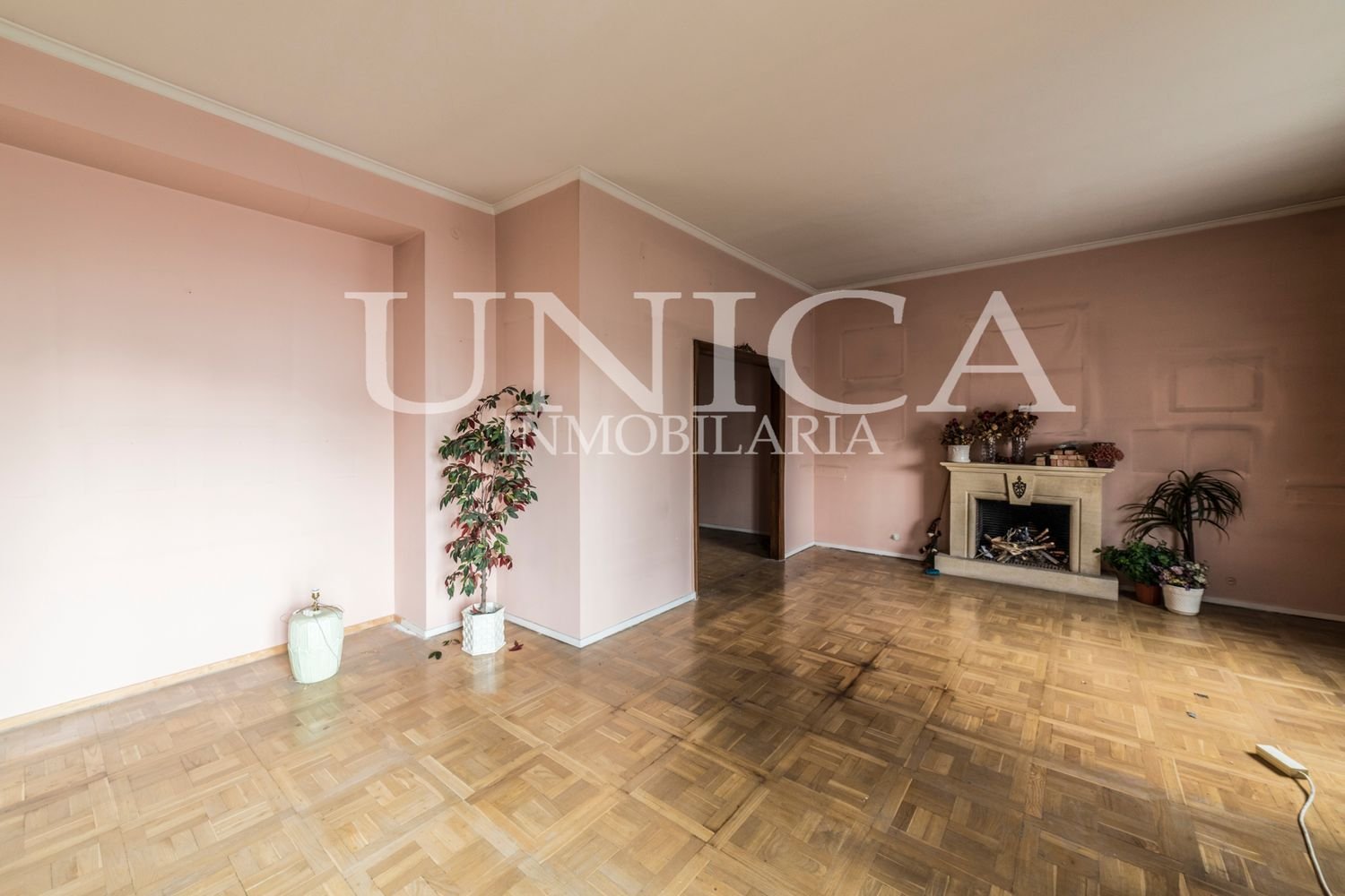 4 غرف نوم شقة في Madrid, Spain رقم 199353