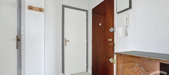 Apartamento de 1 dormitorio en Troyes, France No. 271960 6