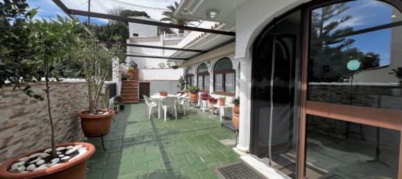 Вилла с 4 спальнями в Бенальмадена, Испания № 145736 5