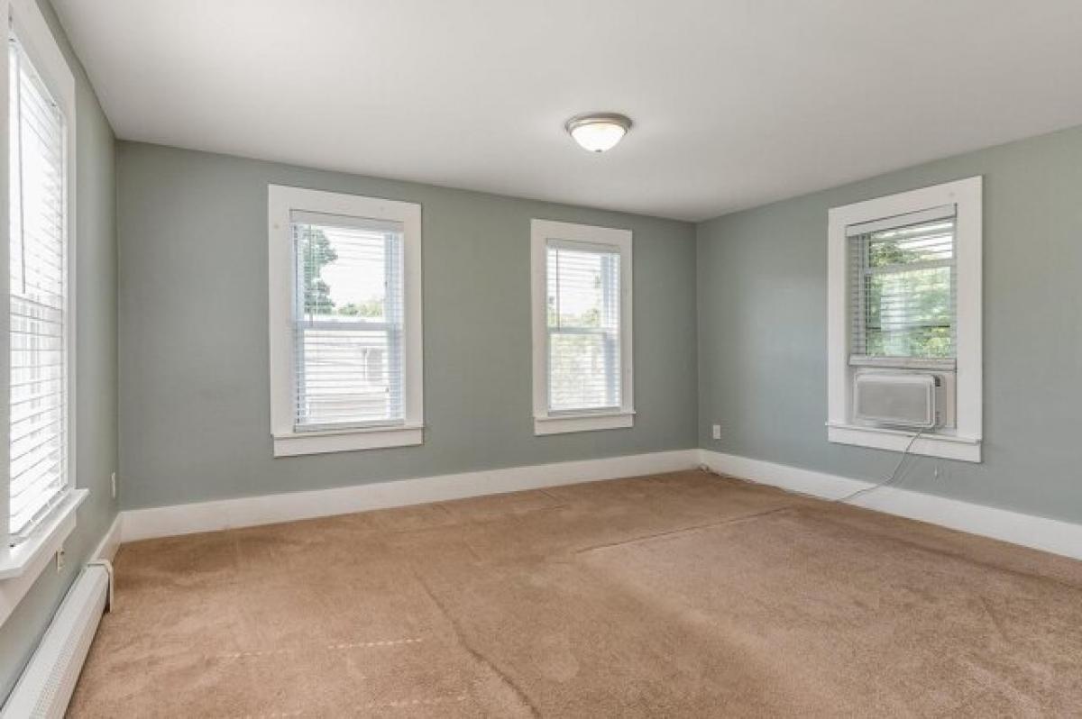 3 bedrooms House in Exeter, USA No. 373522