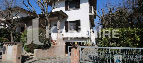 Villa de 6 habitaciónes en Budrio, Italy No. 35125 24