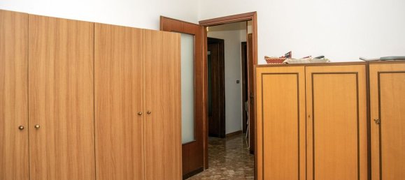 4 rooms Apartment in Verona, Italy No. 292517 11