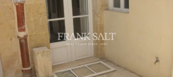 2 bedrooms Townhouse in Valletta, Malta No. 6565 2