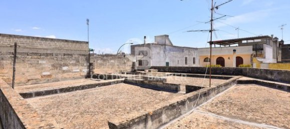 Casa de 5 habitaciónes en Copertino, Italy No. 7944 18