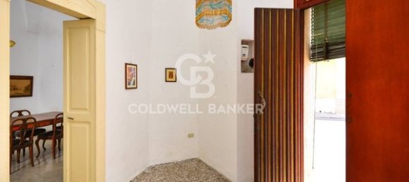 Casa de 5 habitaciónes en Copertino, Italy No. 7944 3