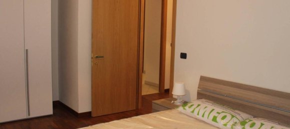 3 rooms Apartment in Vinci, Italy No. 74332 7