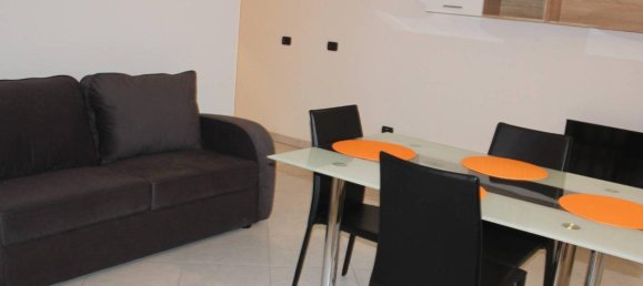 3 rooms Apartment in Vinci, Italy No. 74332 4