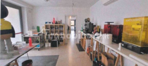 Imóvel comercial de 1 divisão em Bastia Umbra, Italy N.º 287181 2