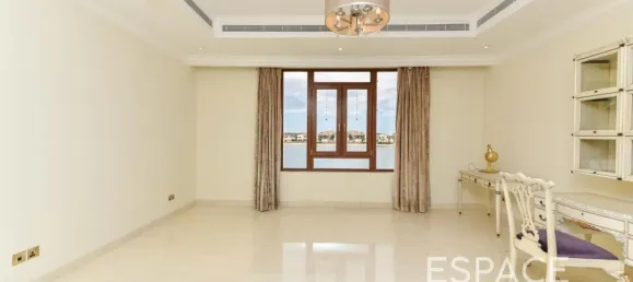6 bedrooms Villa in Palm Jumeirah, UAE No. 106069 16