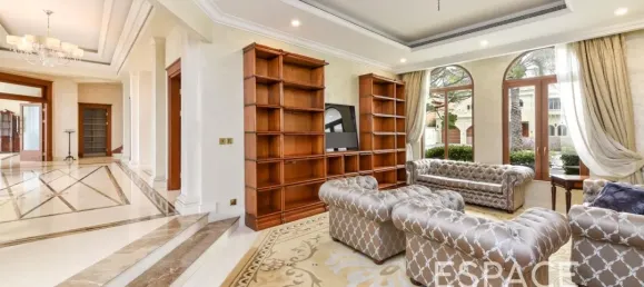 6 bedrooms Villa in Palm Jumeirah, UAE No. 106069 4