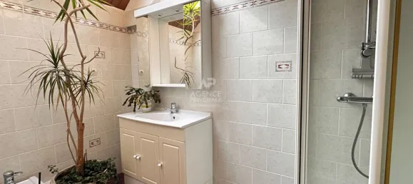 5 bedrooms House in Chaville, France No. 318981 10