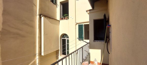Apartamento de 3 dormitorios en Florence, Italy No. 318125 14