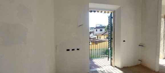 Apartamento de 3 dormitorios en Florence, Italy No. 318125 18