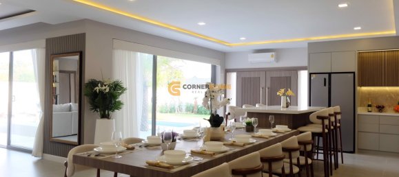 600m² House in Bang Lamung, Thailand No. 26748 22