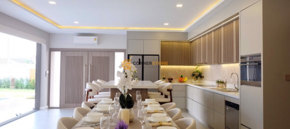 600m² House in Bang Lamung, Thailand No. 26748 20