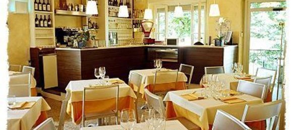 Propriété commerciale à Lucca, Italy 130m² No. 25655 2