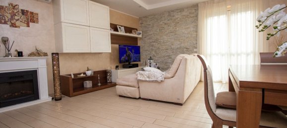 4 rooms House in Sabaudia, Italy No. 47734 6