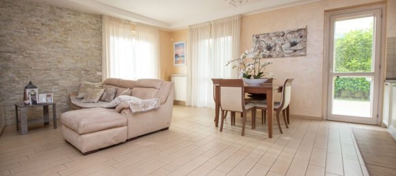 4 rooms House in Sabaudia, Italy No. 47734 3