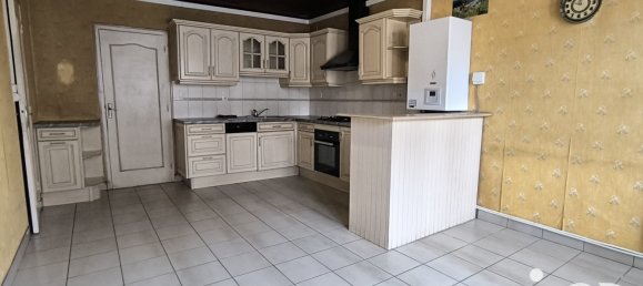 2 chambres Maison à Parigné, France No. 195608 2