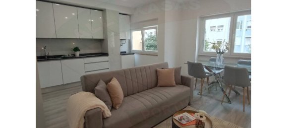 3 bedrooms Apartment in Lisbon, Portugal No. 158894 3