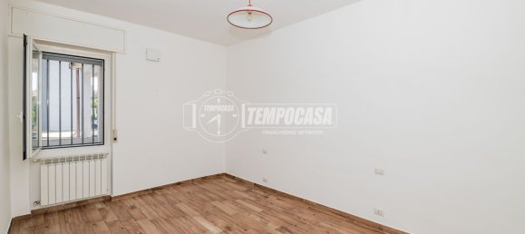 4-Zimmer Haus in Peschiera Borromeo, Italy, Nr. 347091 2