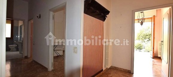 3 bedrooms Apartment in Poggibonsi, Italy No. 82756 6