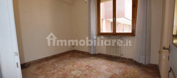 3 bedrooms Apartment in Poggibonsi, Italy No. 82756 10