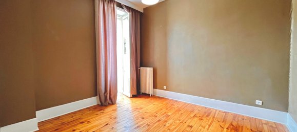 Casa de 3 dormitorios en Roanne, France No. 118618 9