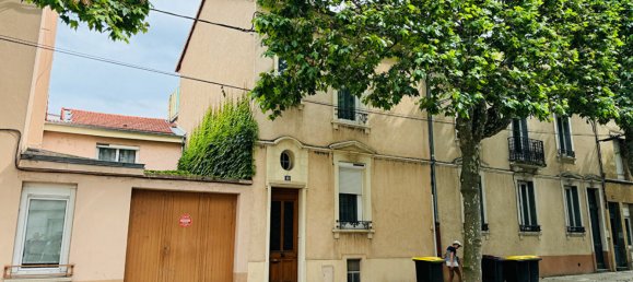 Casa de 3 dormitorios en Roanne, France No. 118618 5