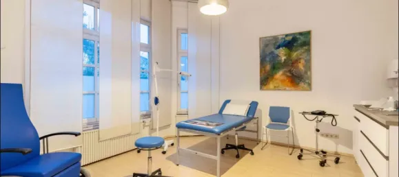 36-salle Bâtiment à Friesland, Germany No. 233629 4