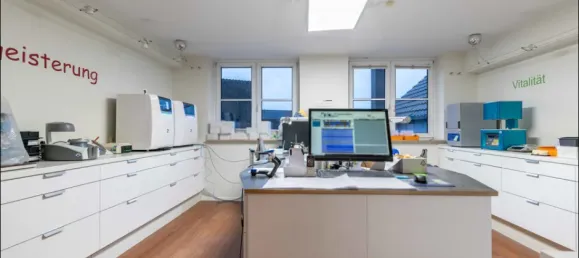 36-salle Bâtiment à Friesland, Germany No. 233629 12