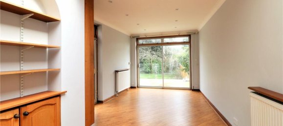 7 bedrooms House in London, United Kingdom No. 3674 4