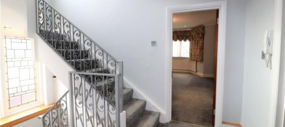 7 bedrooms House in London, United Kingdom No. 3674 11