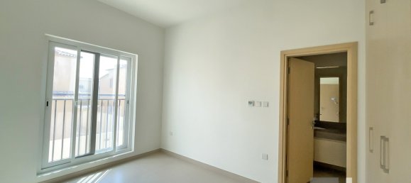 4 Schlafzimmer Villa in Dubai Land, UAE, Nr. 28756 14